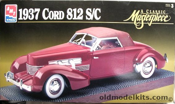 AMT 1/12 1937 Cord 812 SC, 8127 plastic model kit